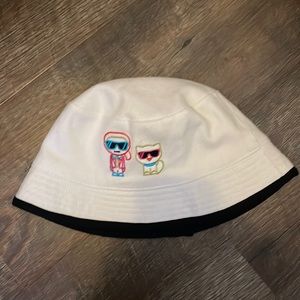 Karl Lagerfeld bucket hat